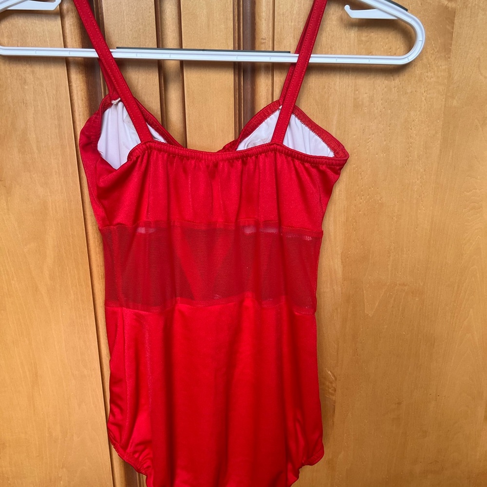 Kelle Red Dance costume- leotard/shorts, adult small - Picture 4 of 9